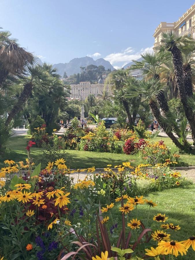 Queen Riviera : Climatisation, Parking, Terrasse Menton Eksteriør bilde