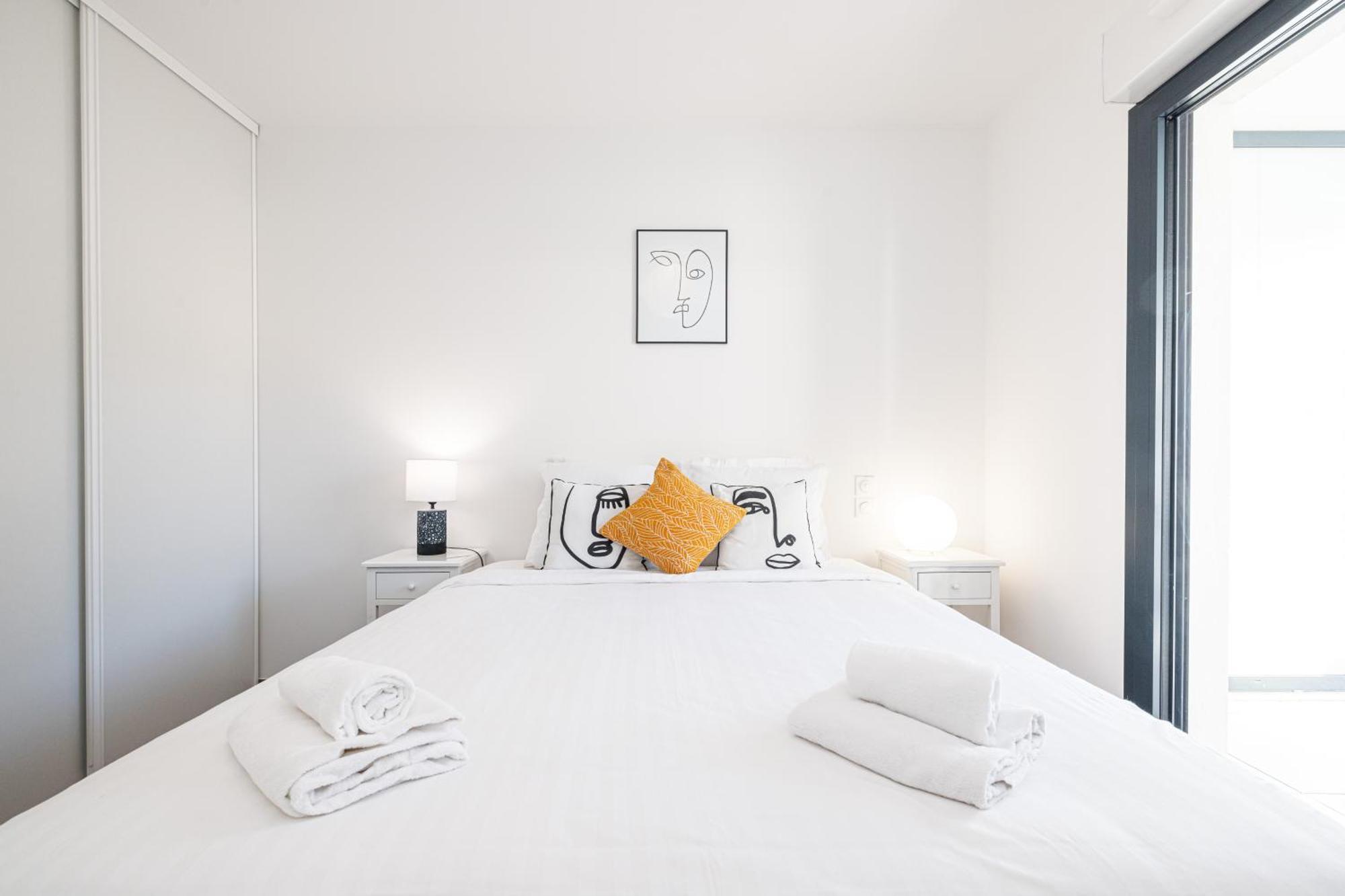 Queen Riviera : Climatisation, Parking, Terrasse Menton Eksteriør bilde