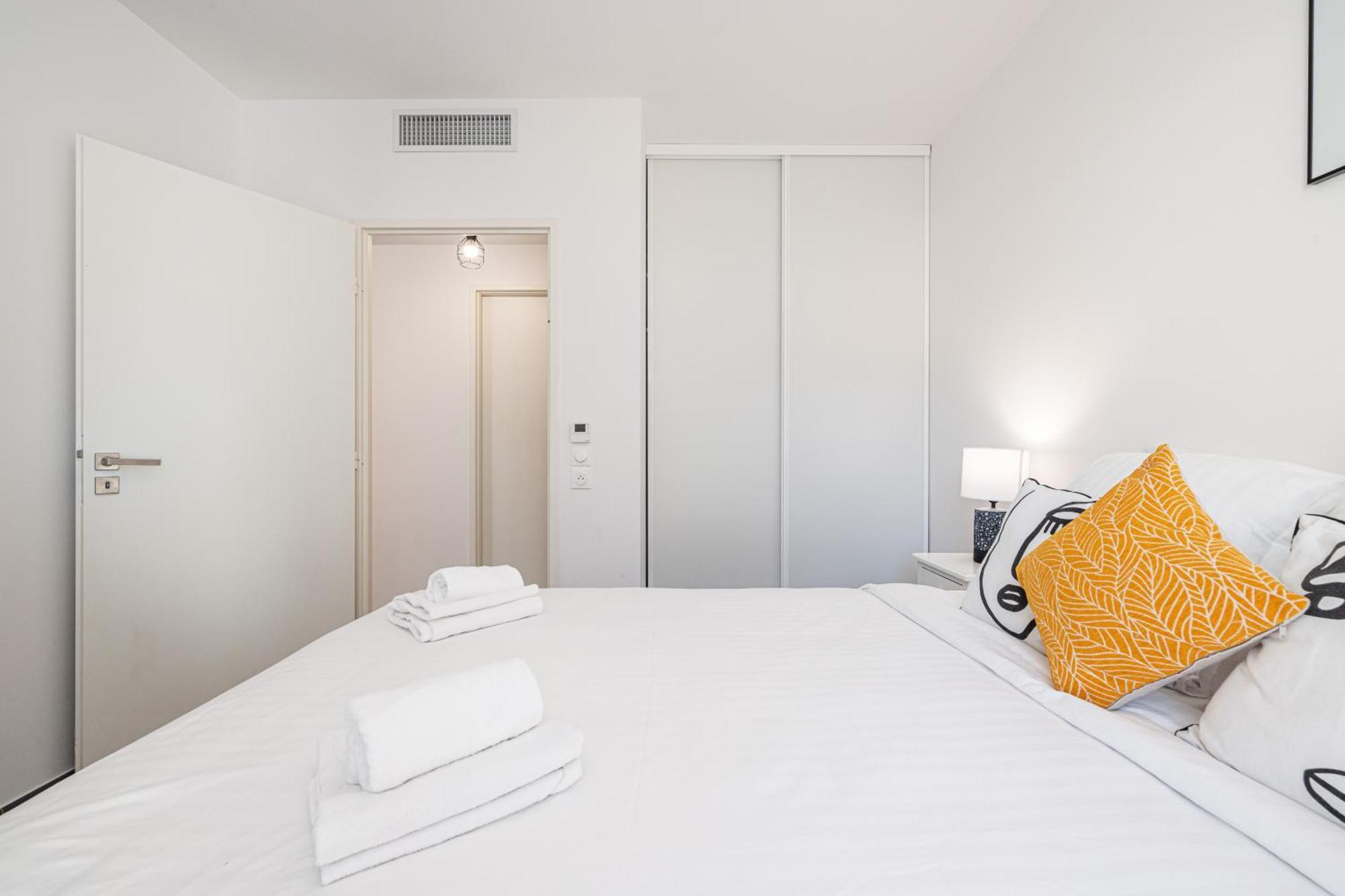 Queen Riviera : Climatisation, Parking, Terrasse Menton Eksteriør bilde